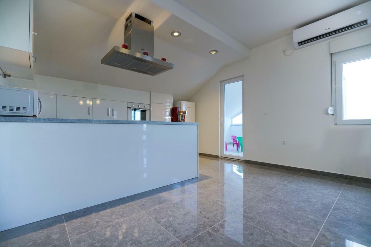 Apartment Summer Fever Zadar Exterior photo